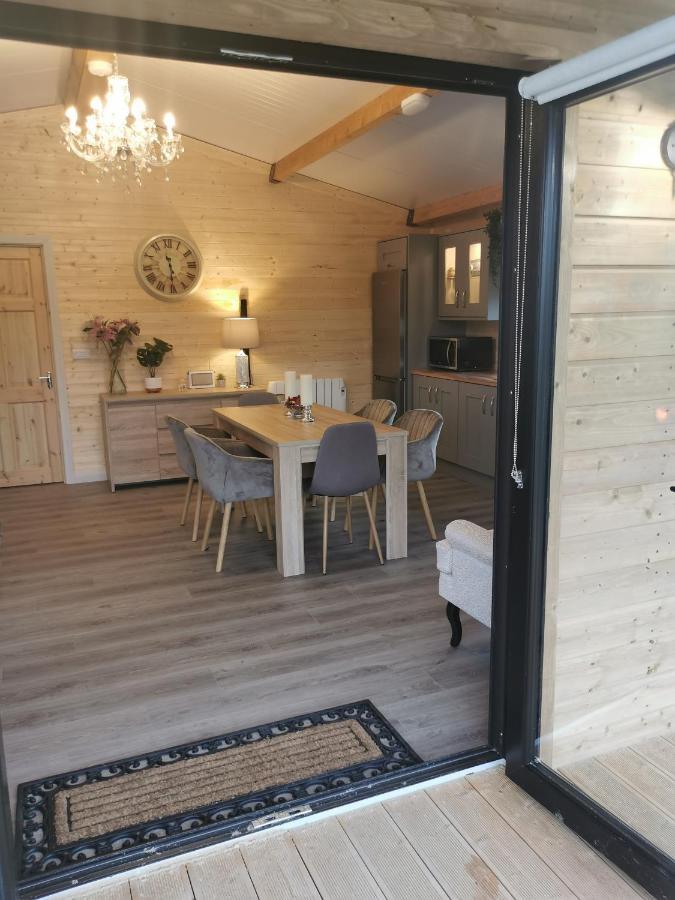 The Lodge Mountain View Log Cabin , Attymass Ballina Boyhollagh Exterior foto